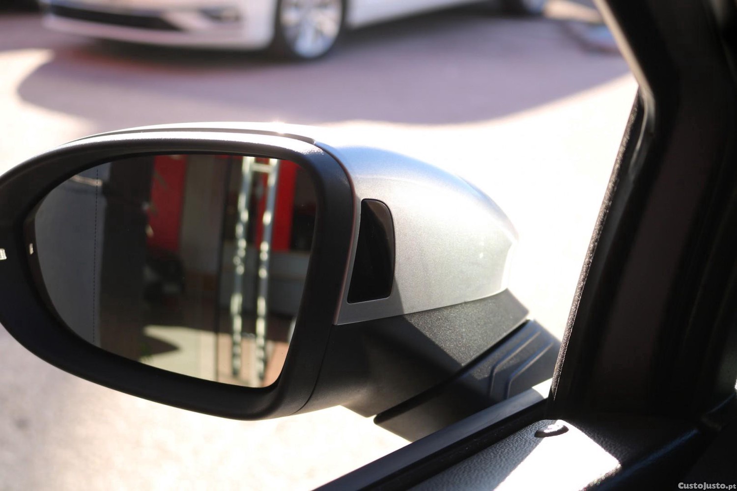 Volkswagen Golf Variant 2.0 TDI Life DSG 115cv — fotografia 48