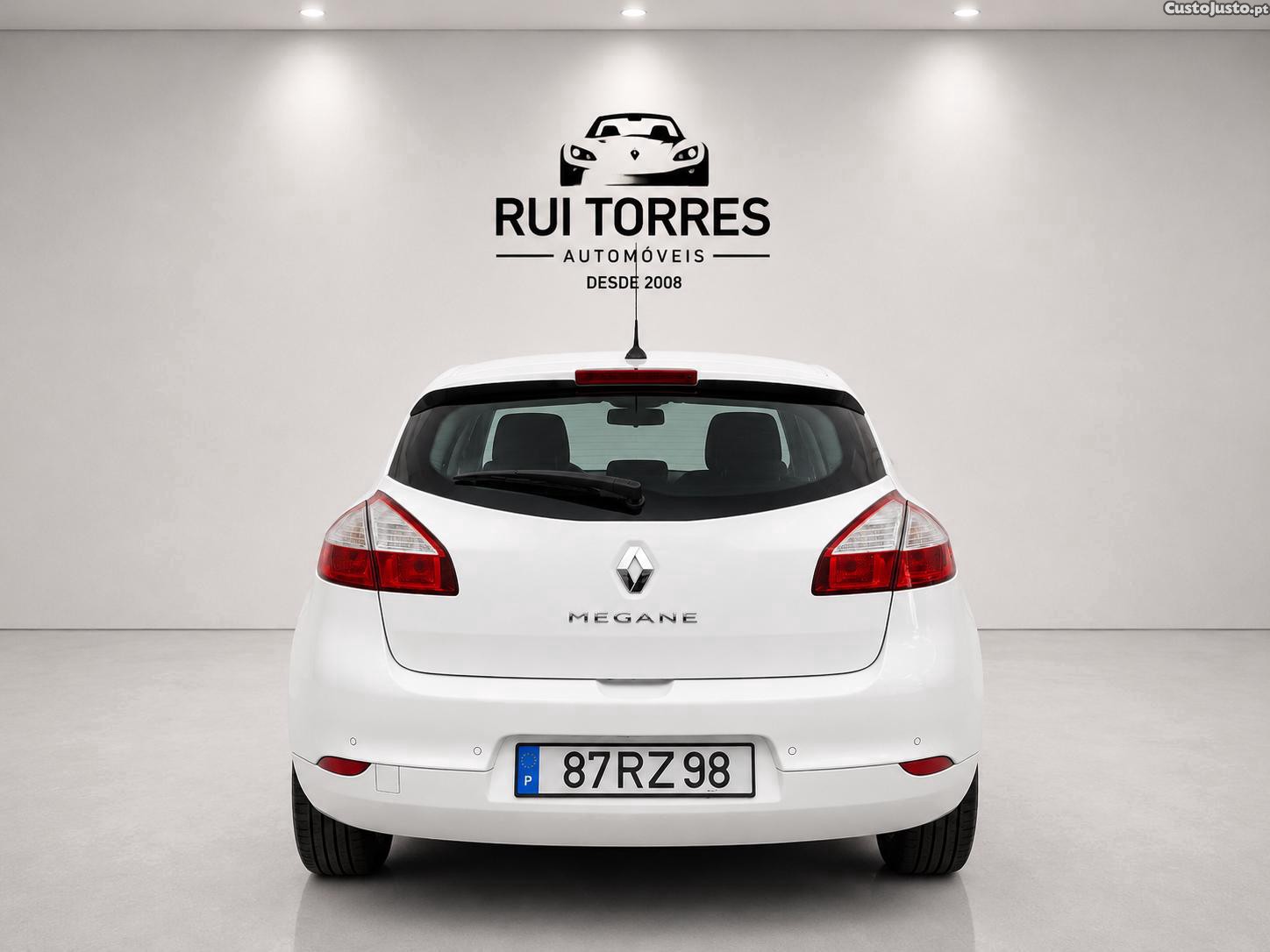 Renault Mégane 1.5DCI LIMITED — fotografia 10