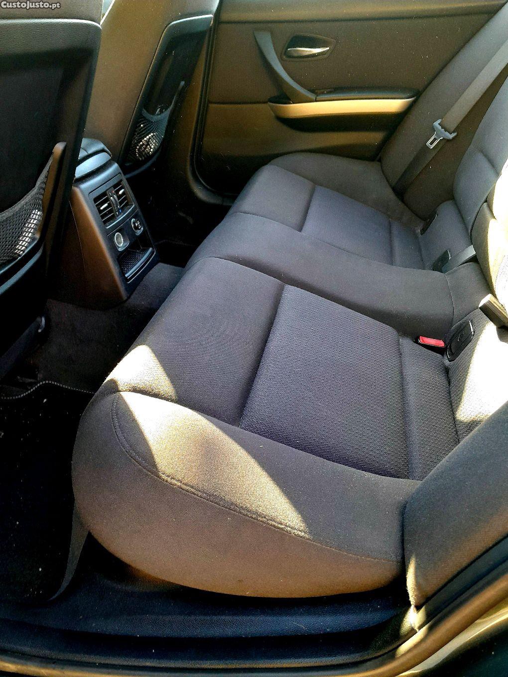 BMW 320 E90-2.0 Diesel 184cv LCI — fotografia 3