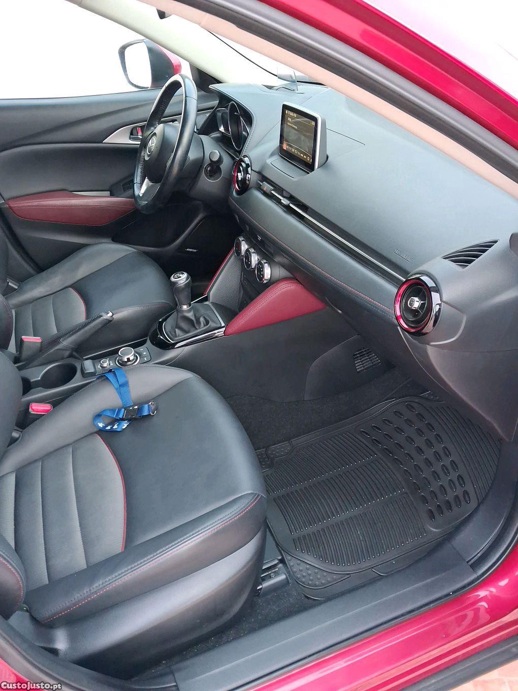 Mazda CX-3 passageiros — fotografia 7