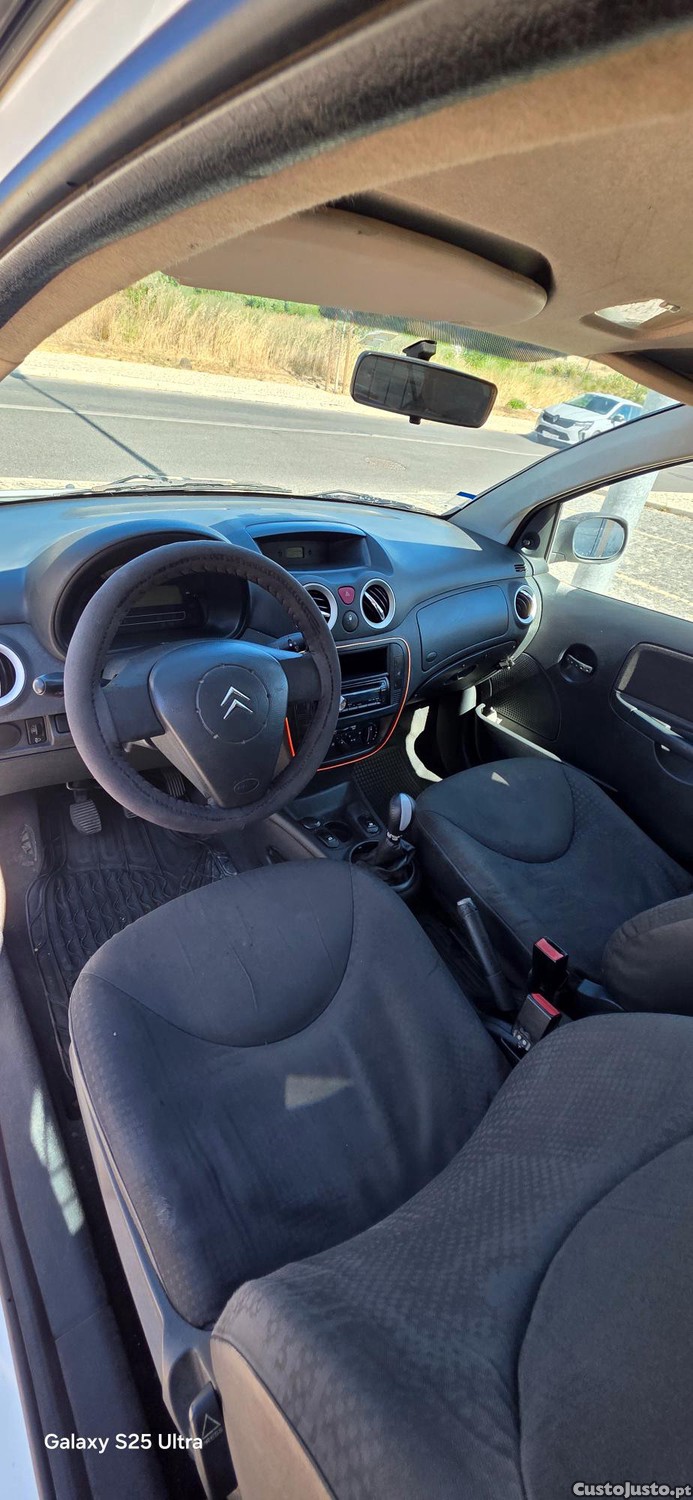 Citroën C2 1.4 HDI 2 lugares — fotografia 9