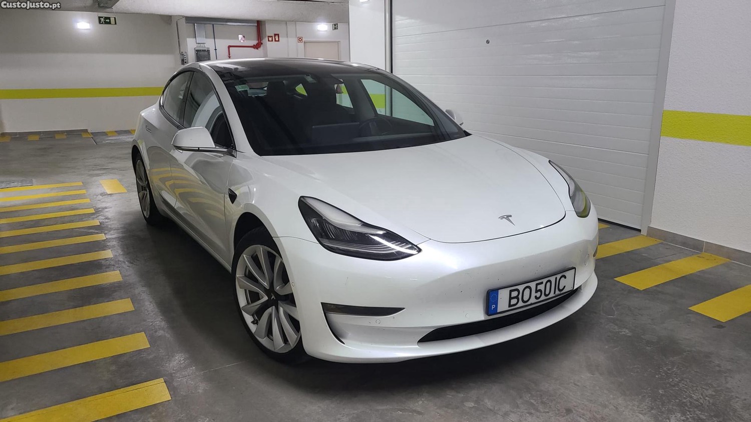 Tesla Model 3 3 — fotografia 4