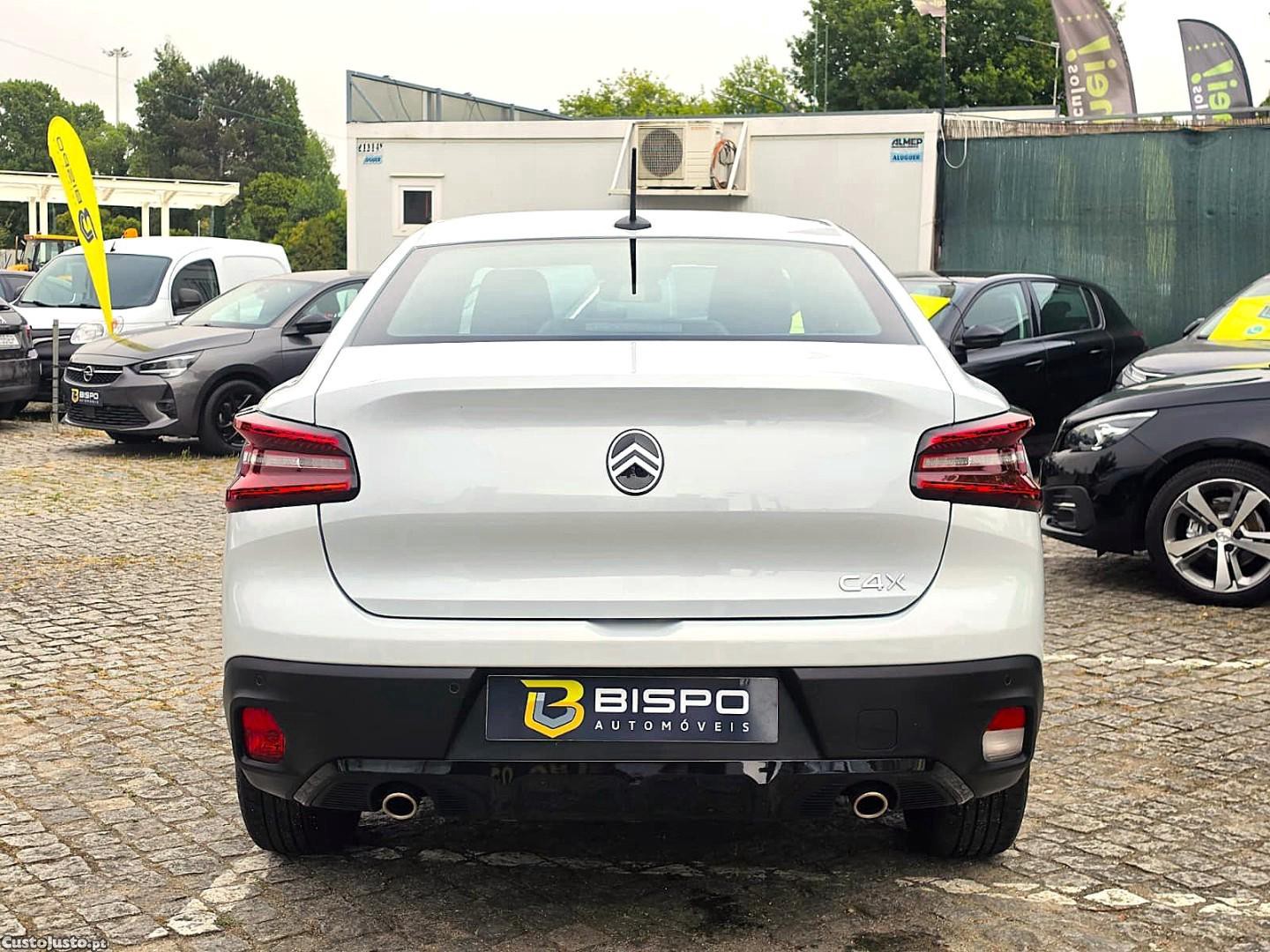 Citroën C4 X 1.2 Hybrid Max e-DSC6 — fotografia 13
