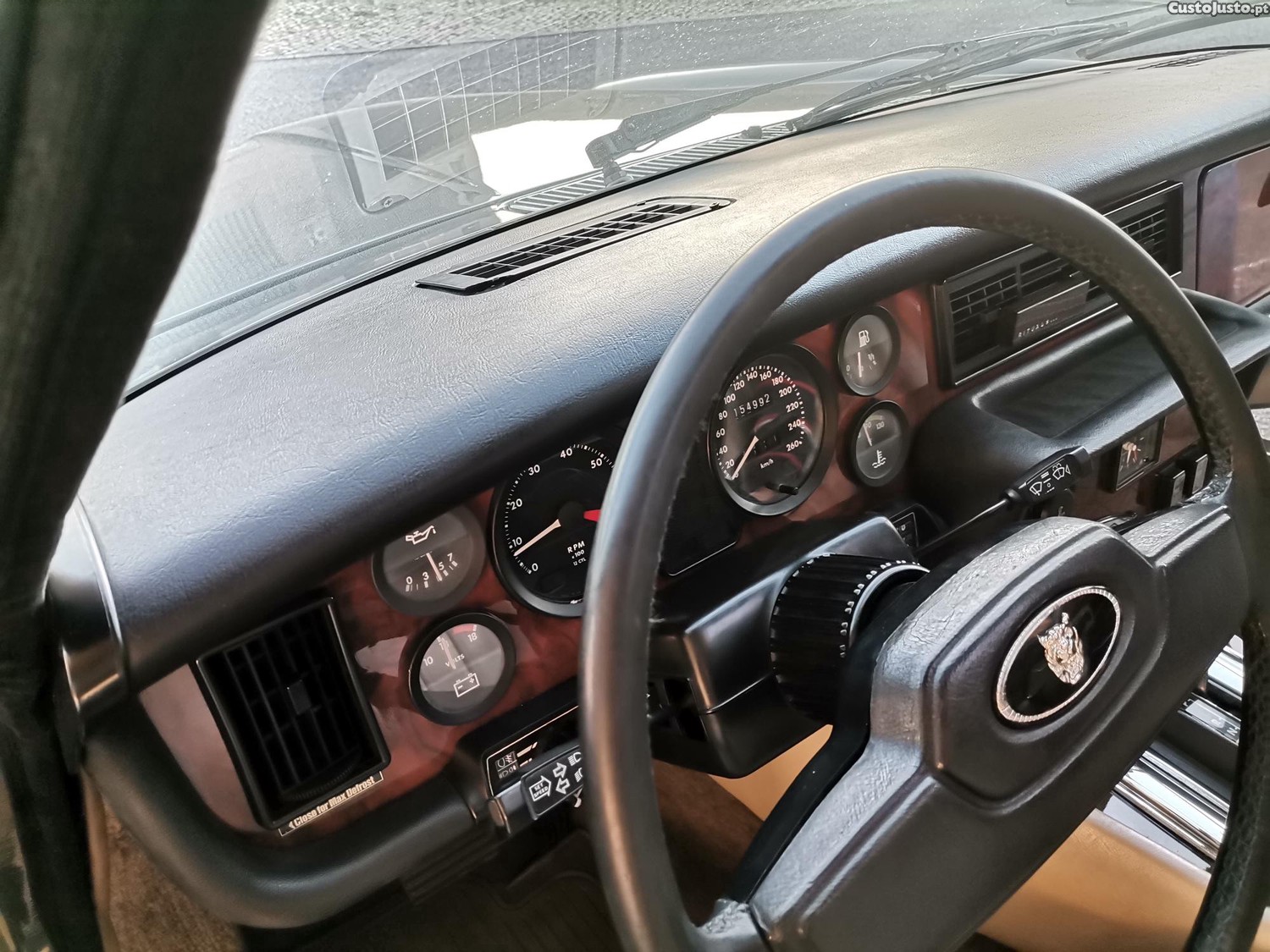 Jaguar Sovereign V12 — fotografia 9