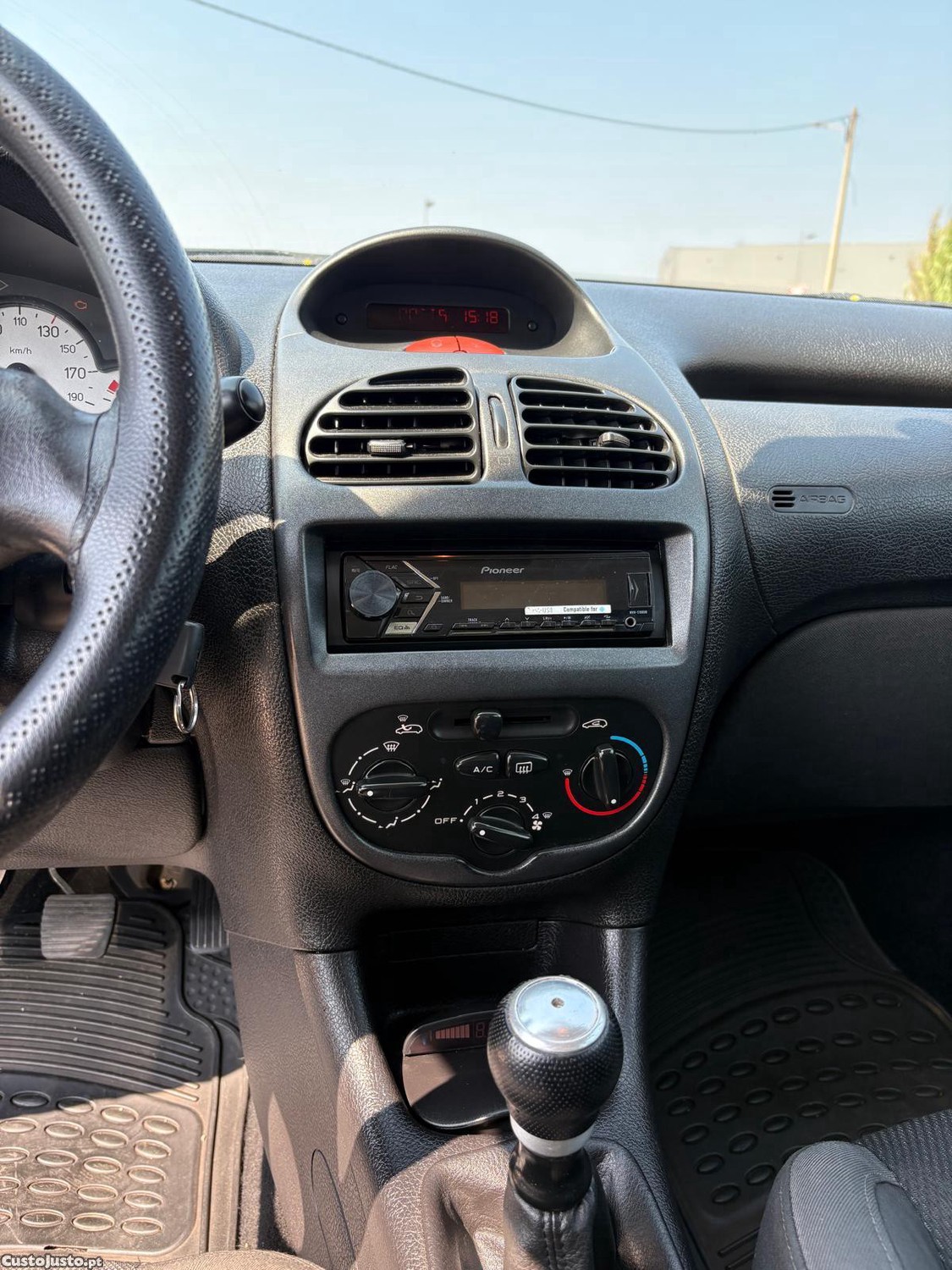 Peugeot 206 1.4 HDI CARRINHA IMPECÁVEL — fotografia 11