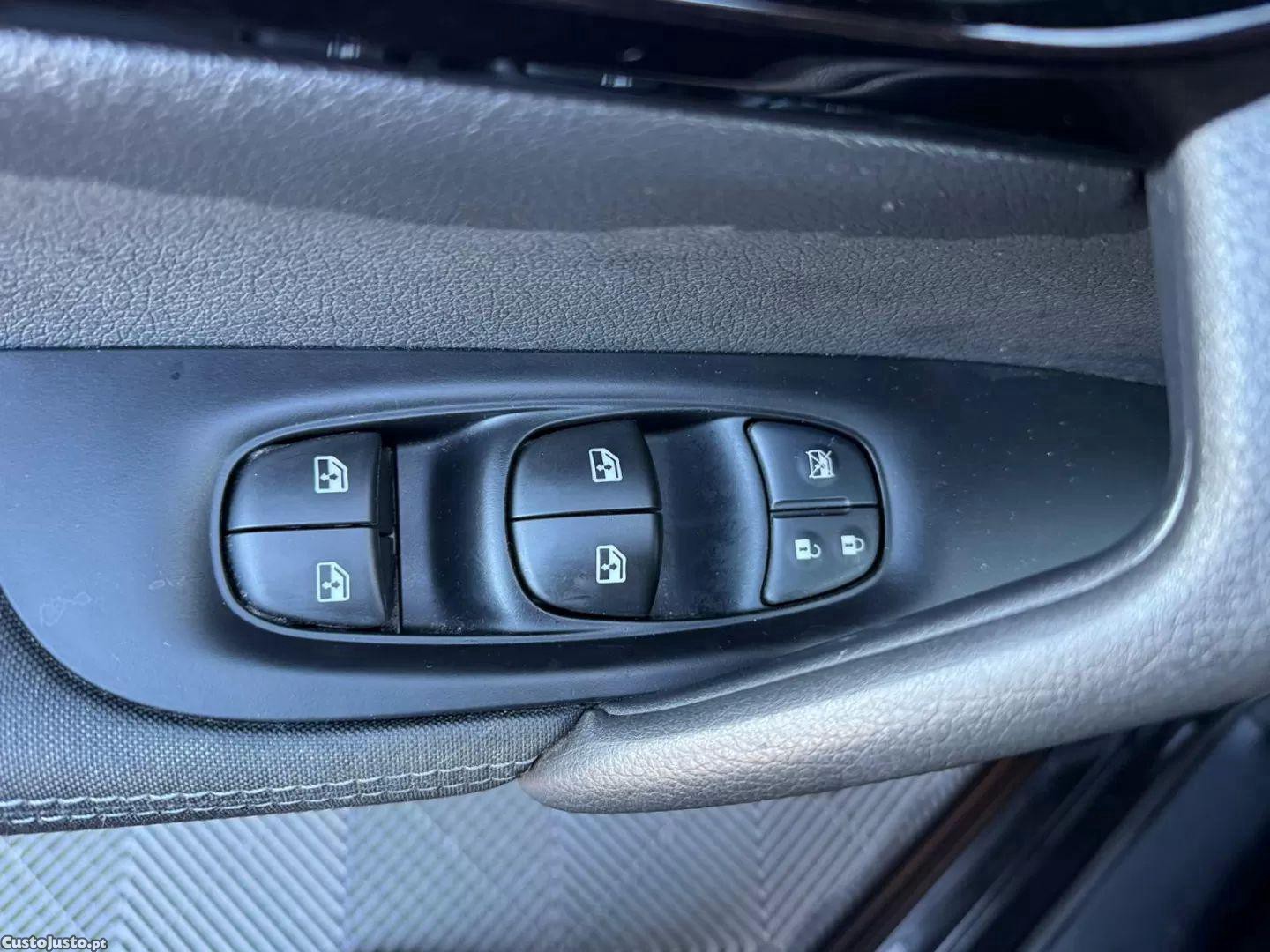 Nissan Qashqai 1.3 dig-t n-connecta j18 — fotografia 7