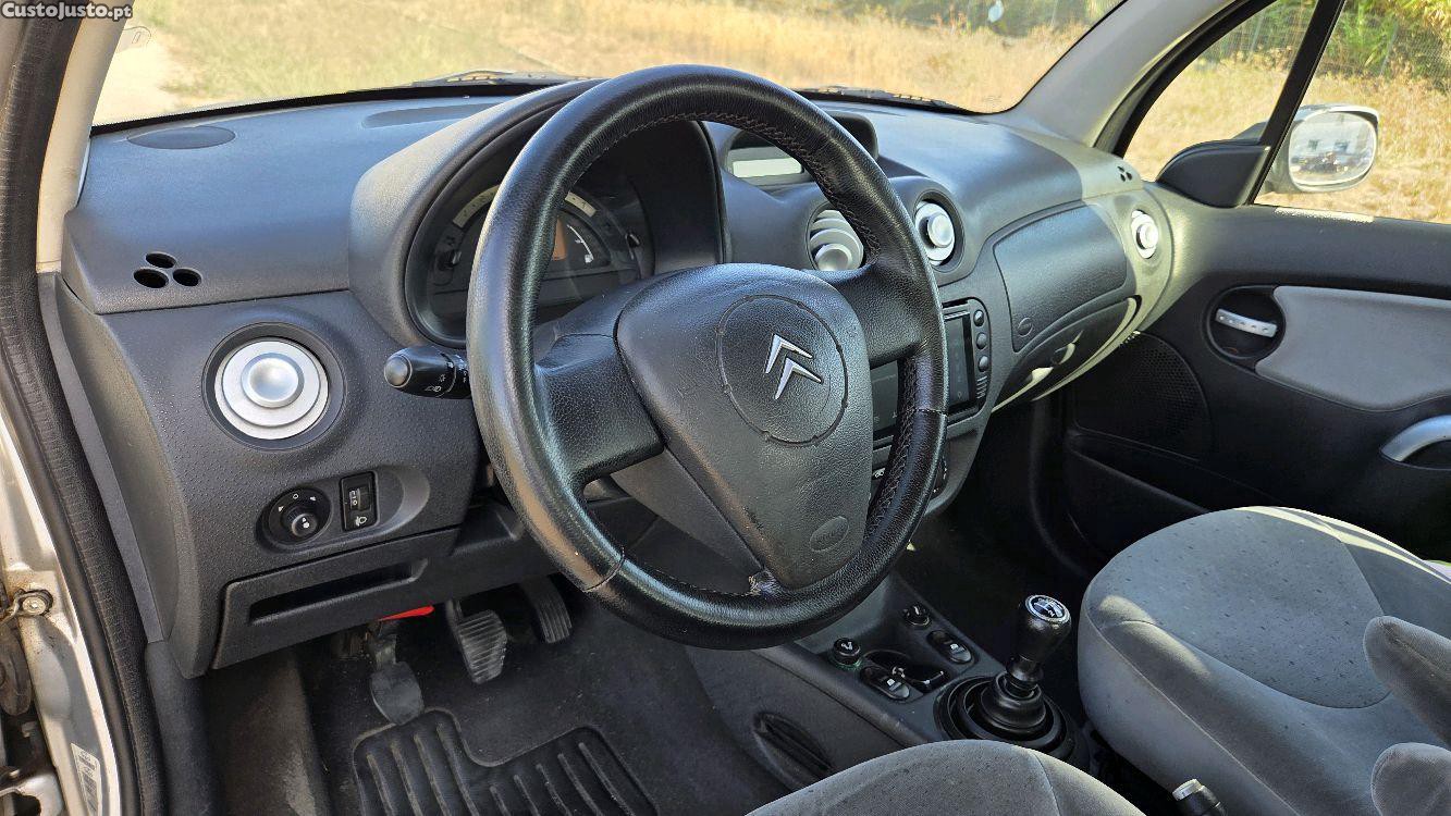 Citroën C3 1.4 HDI Sx 5Lugares — fotografia 4