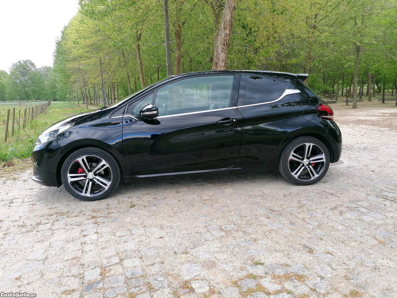 Peugeot 208 GTline - 16 foto 2