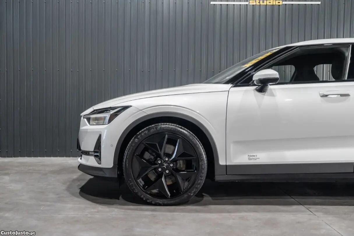 Polestar 2 Long Range 78 kWh — fotografia 3