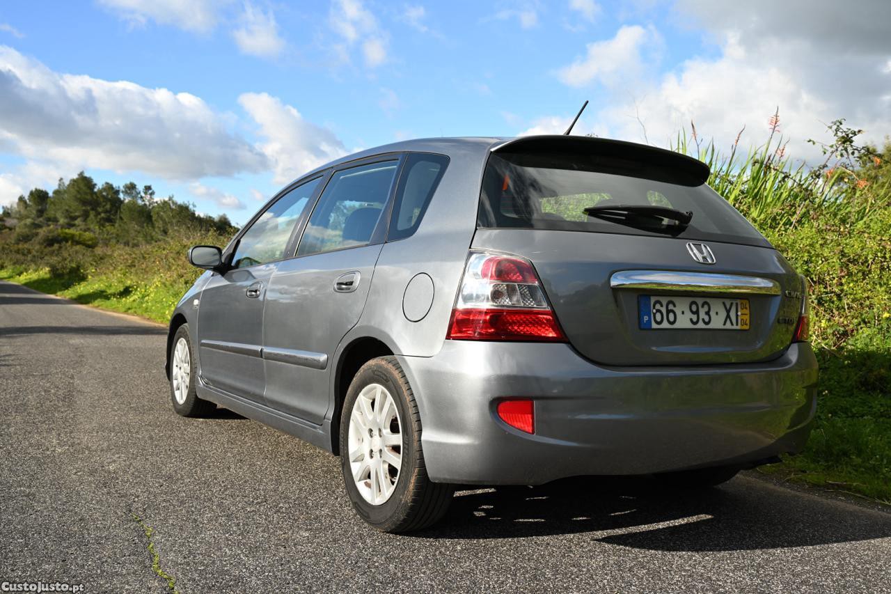 Honda Civic CDTI — fotografia 6