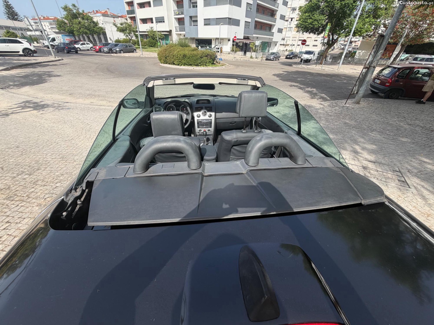 Renault Mégane 1.9 DCI — fotografia 5