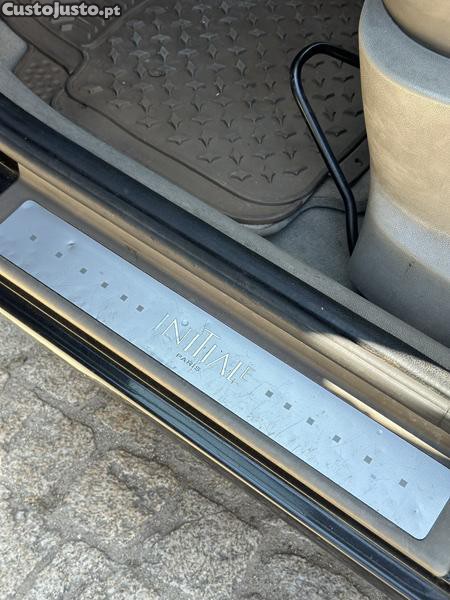 Renault Clio 1.5 dCi - Initiale Paris — fotografia 5