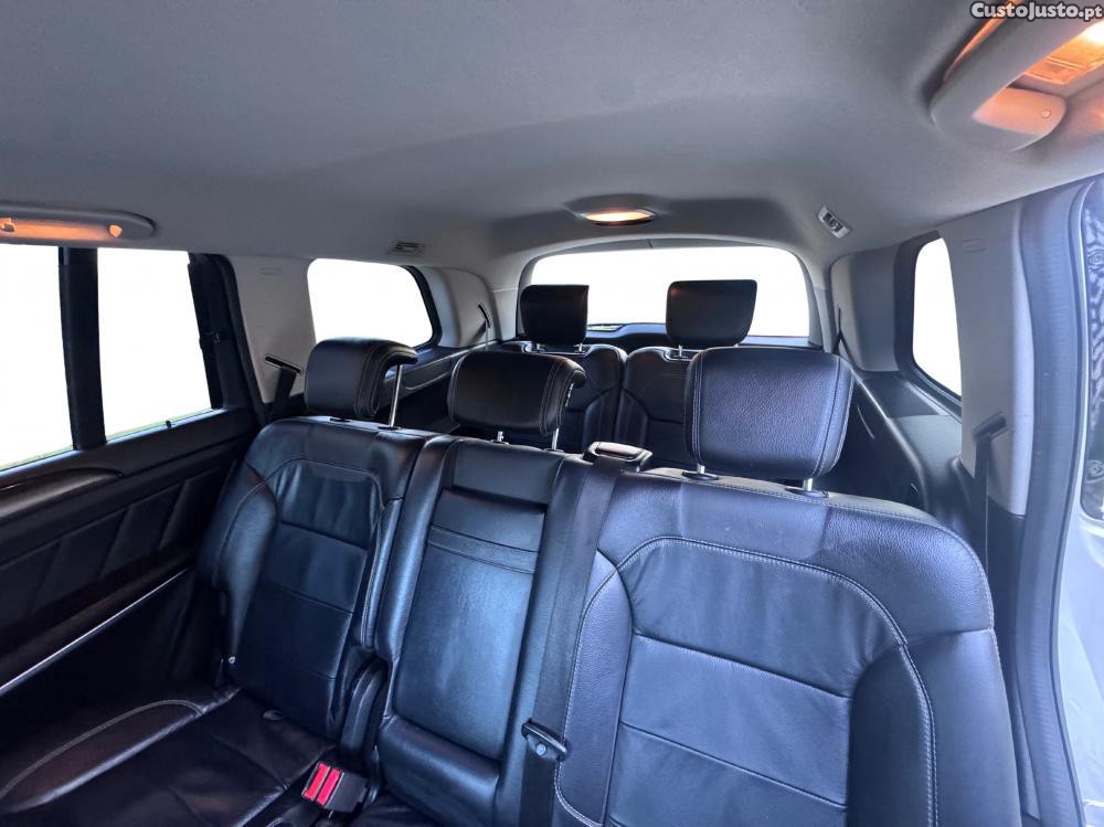 Mercedes-Benz GL 350 BlueTEC — fotografia 7