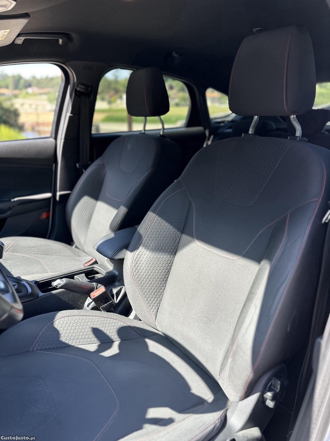 Ford Focus ST Line 1.5TDCi - 120 — fotografia 2