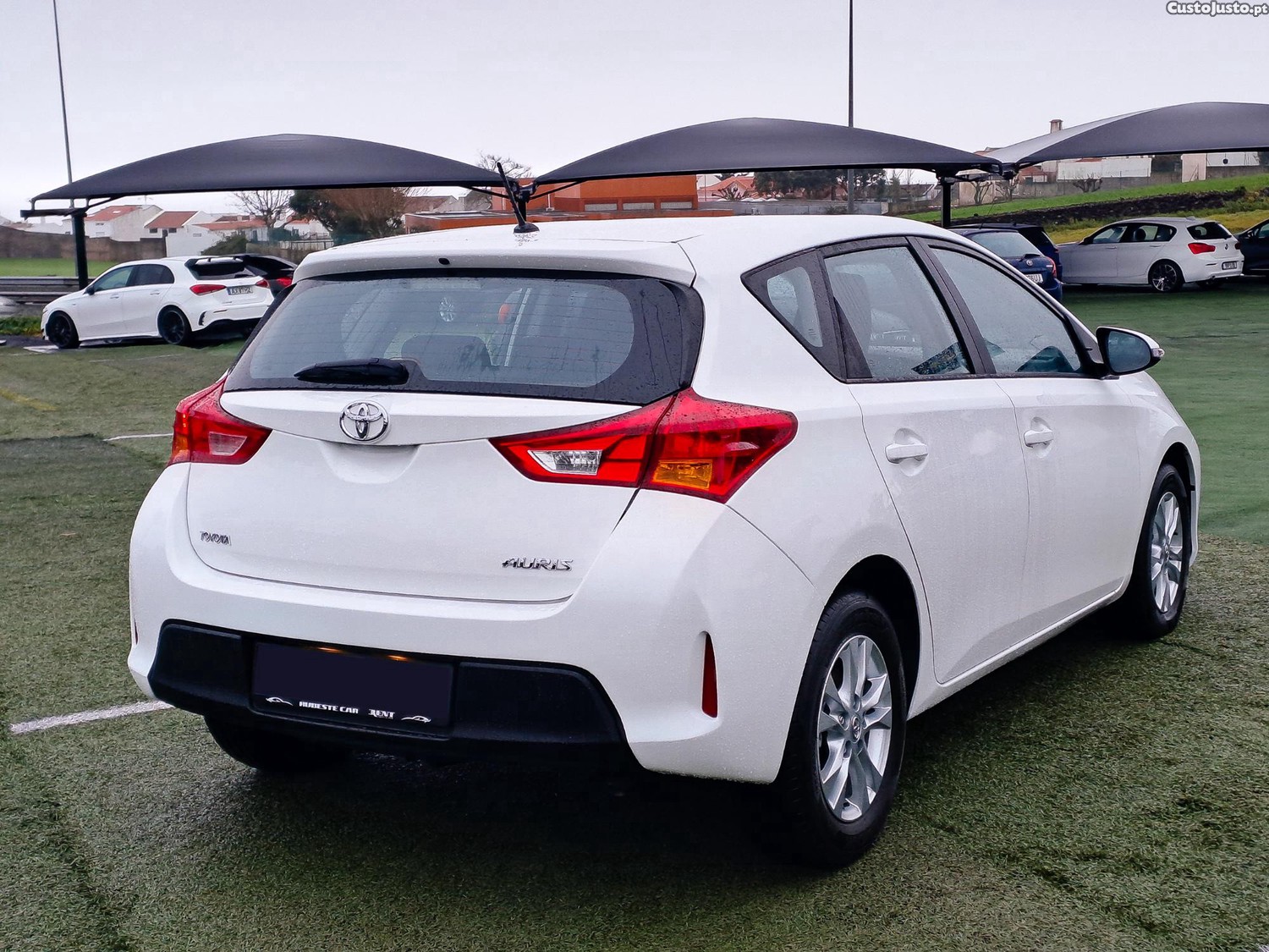 Toyota Auris 1.4 D4D ACTIVE +AC 90CV DIESEL 2014 - 14 — photo 5