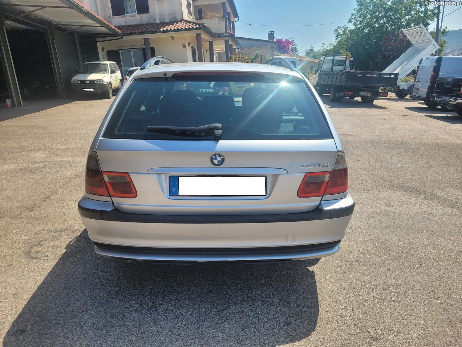 BMW 320 D TOURING — fotografia 4