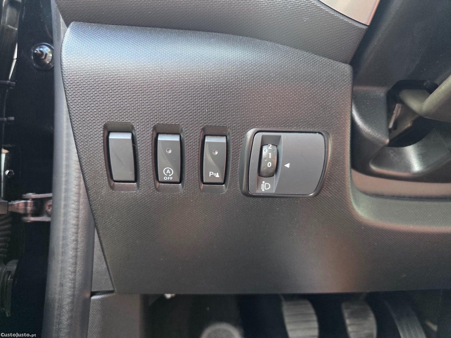 Renault Twingo 1.0 SCe 71cv — fotografia 3