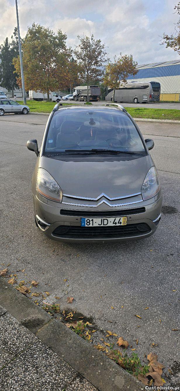 Citroën C4 Grand Picasso 7 lugares — fotografia 3