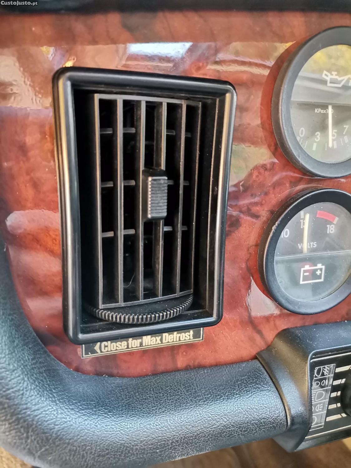 Jaguar Sovereign V12 — fotografia 8