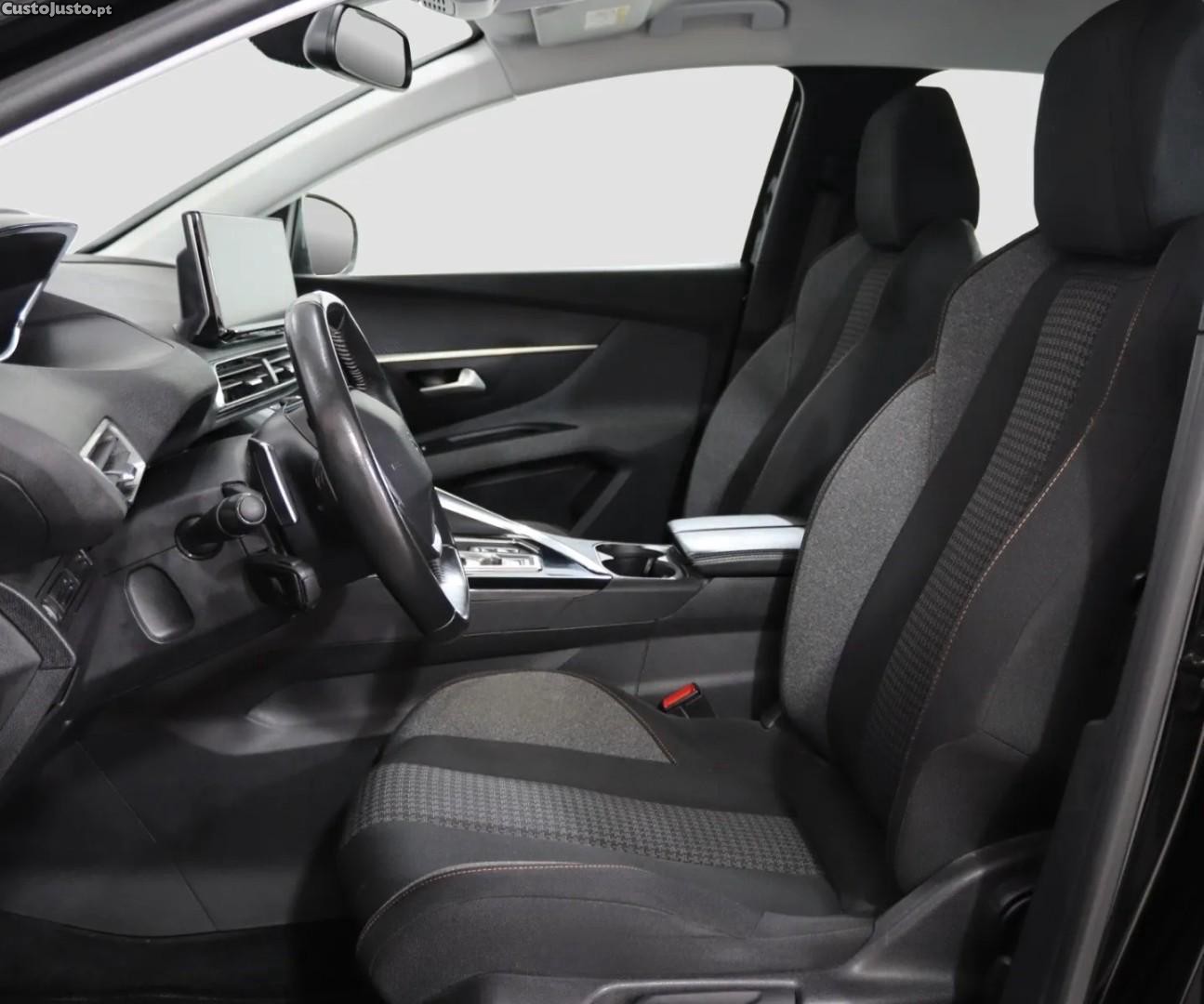 Peugeot 3008 1.2 PureTech Active Pack — fotografia 6