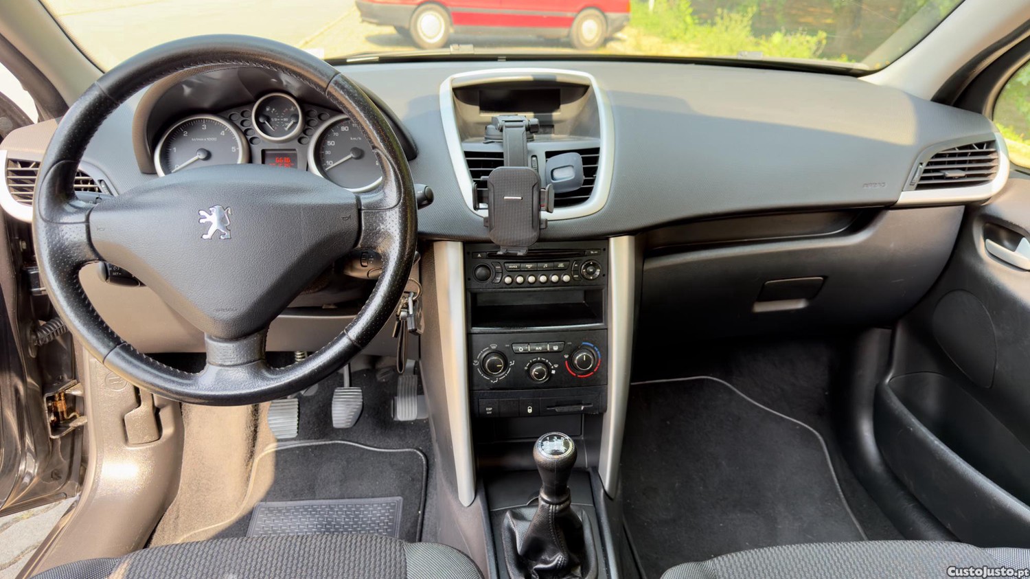 Peugeot 207 1.6 HDi — fotografia 6