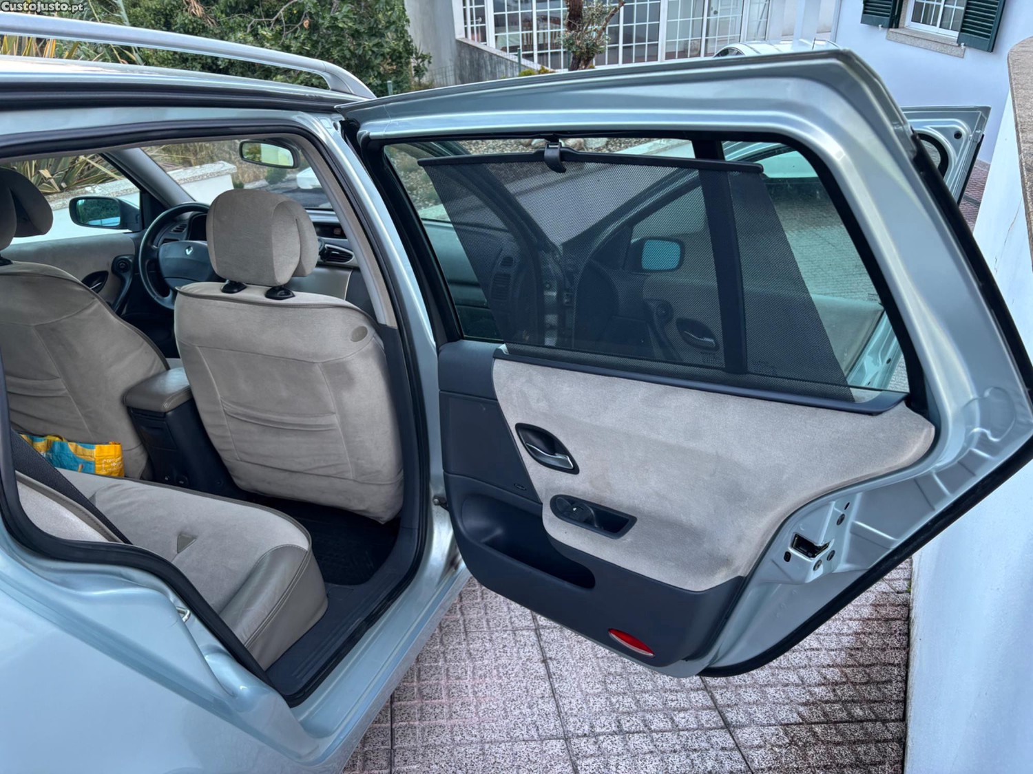 Renault Laguna () — fotografia 3