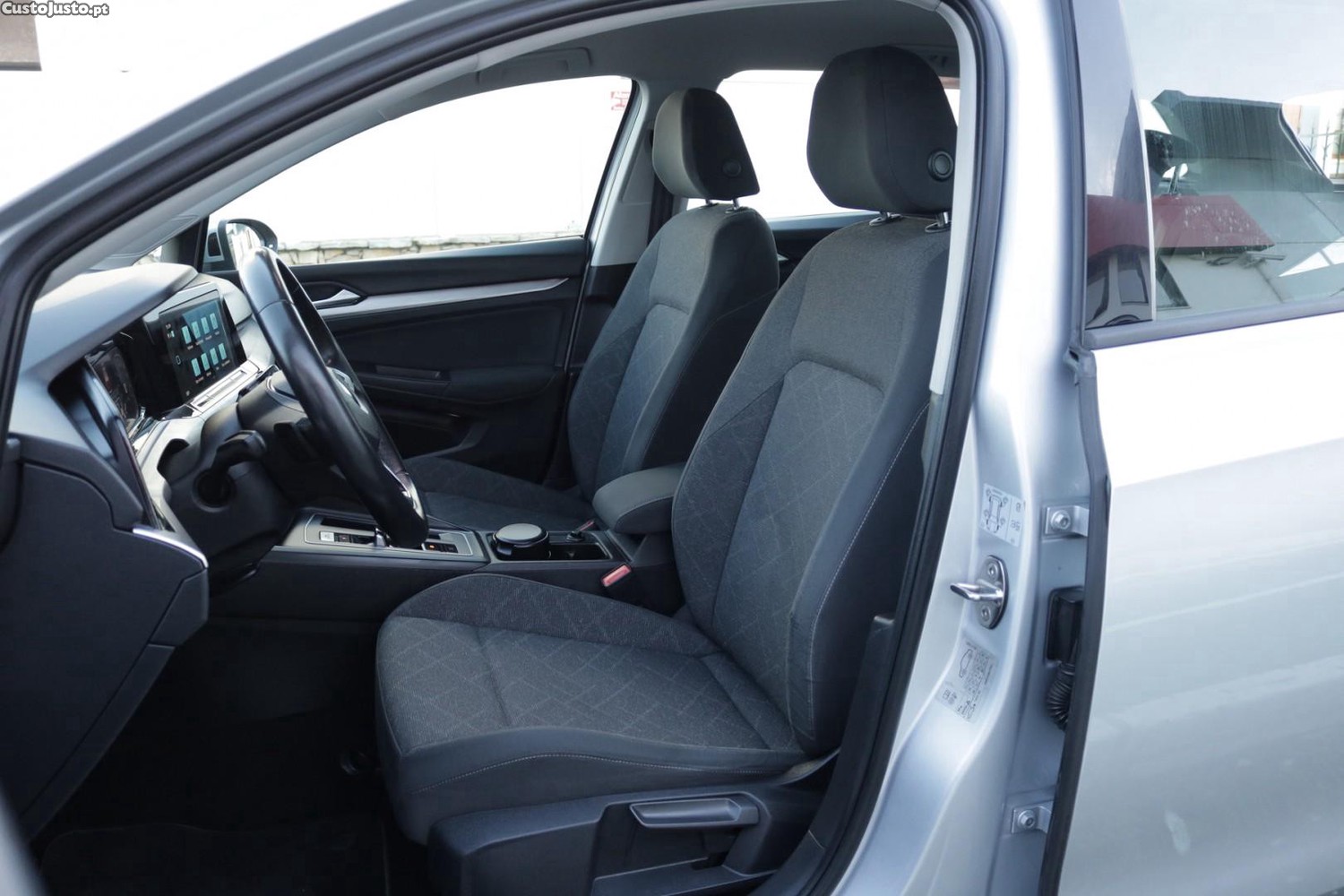 Volkswagen Golf Variant 2.0 TDI Life DSG 115cv — fotografia 42