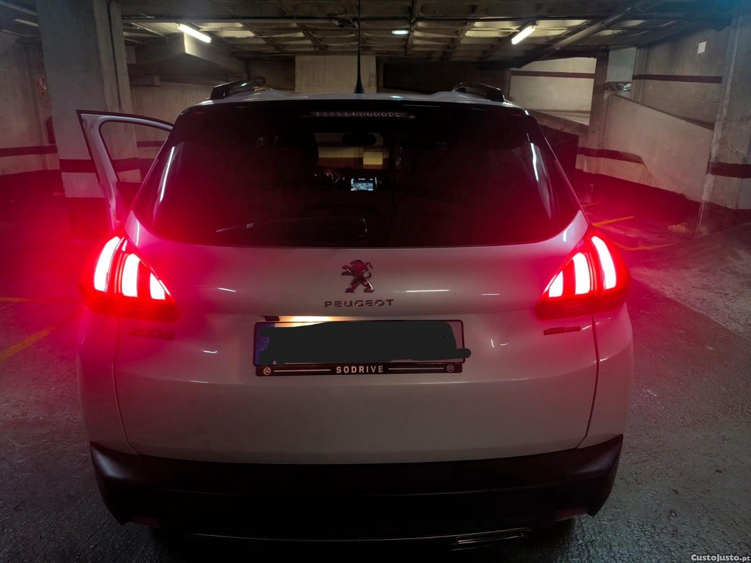 Peugeot 2008 GT Line — fotografia 4