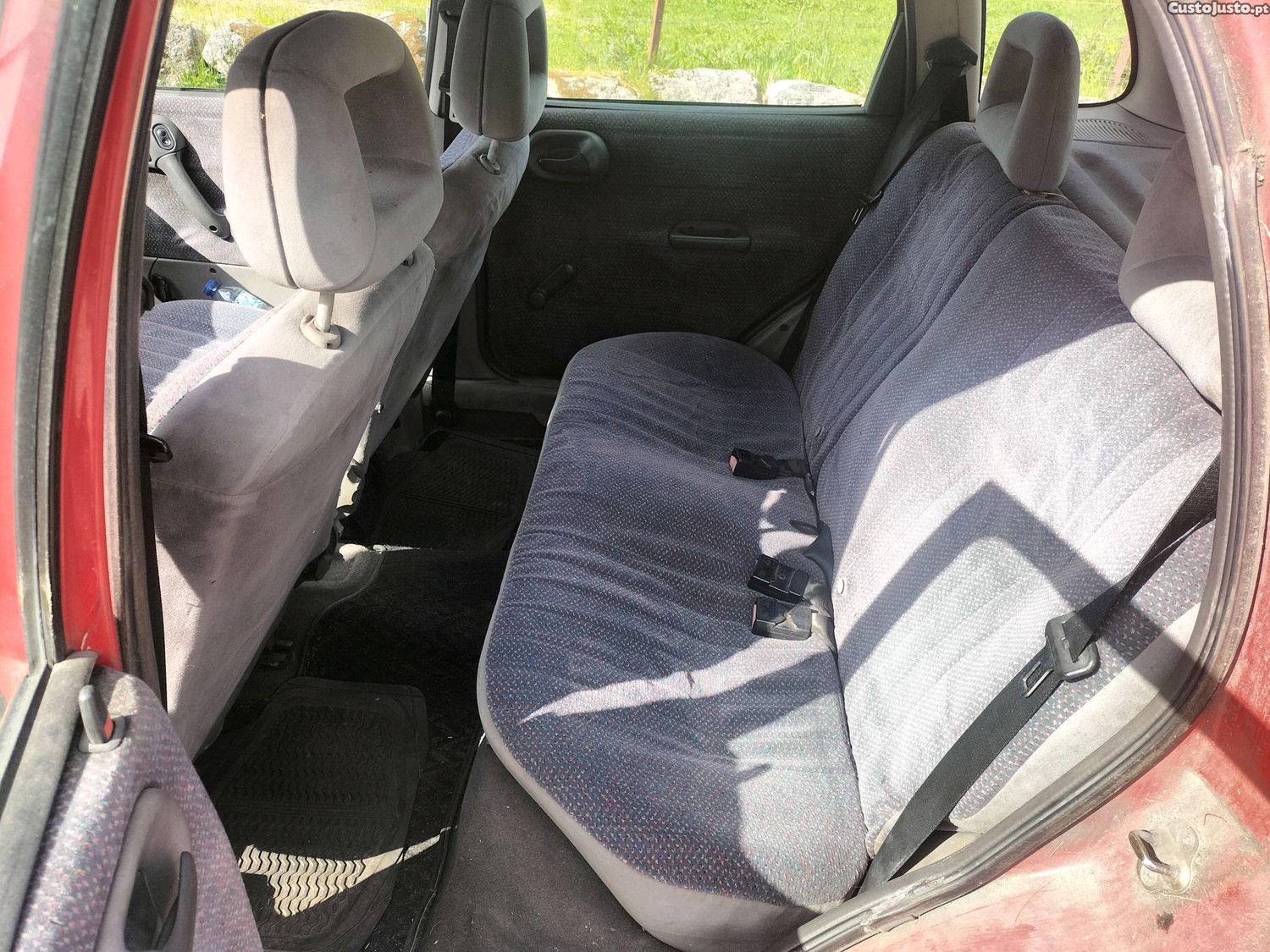 Opel Corsa 1.5td — fotografia 3