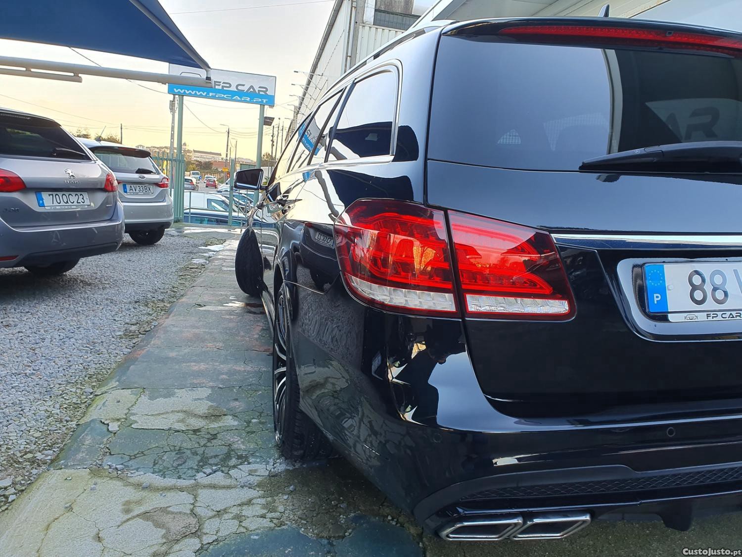 Mercedes-Benz E 300 BlueTEC Hybrid Avant - 14 — photo 3
