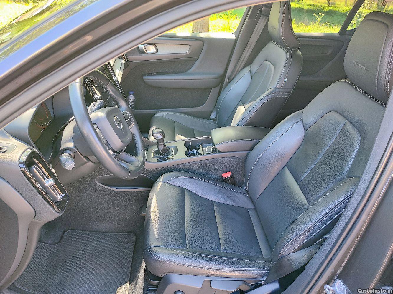 Volvo XC 40 t3 inscription — fotografia 4