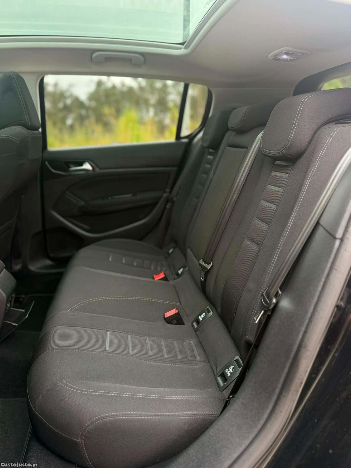 Peugeot 308 Allure 1.6HDI 120cv 5Lugares 211.000km — fotografia 3