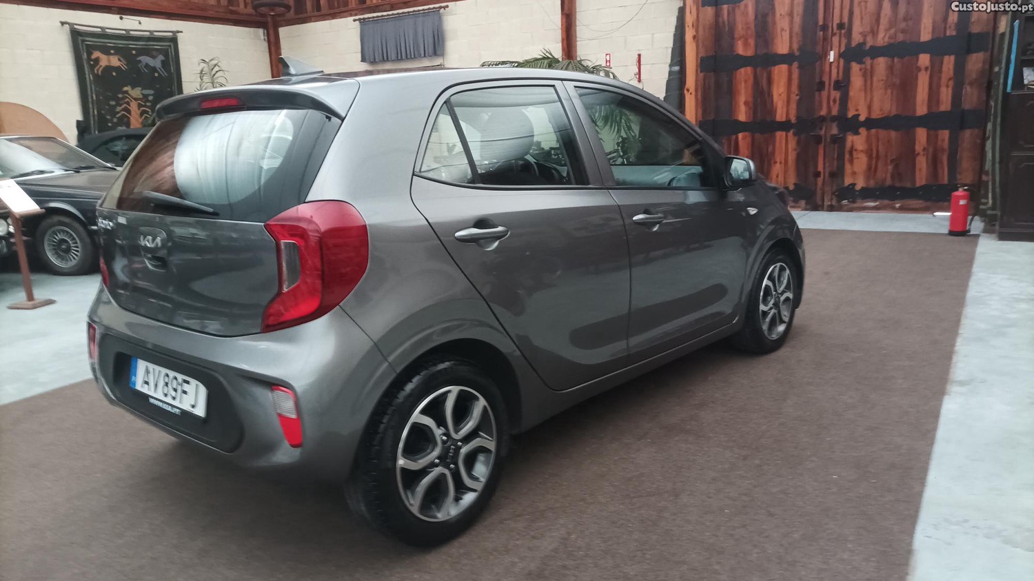Kia Picanto 1.0 CVVT Urban — fotografia 8