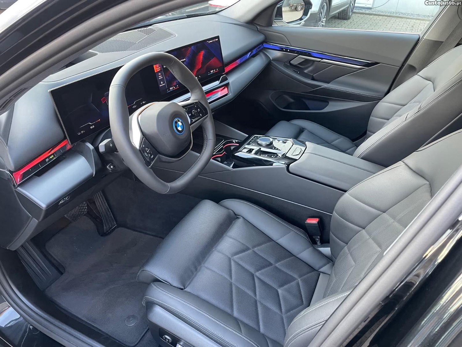 BMW i5 eDrive40 — fotografia 12