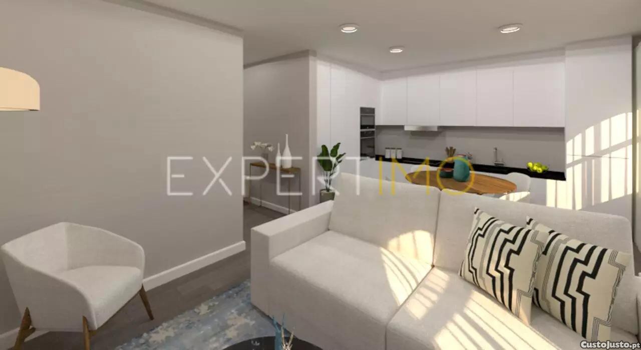 Apartamento T2 com varanda e vista de rio