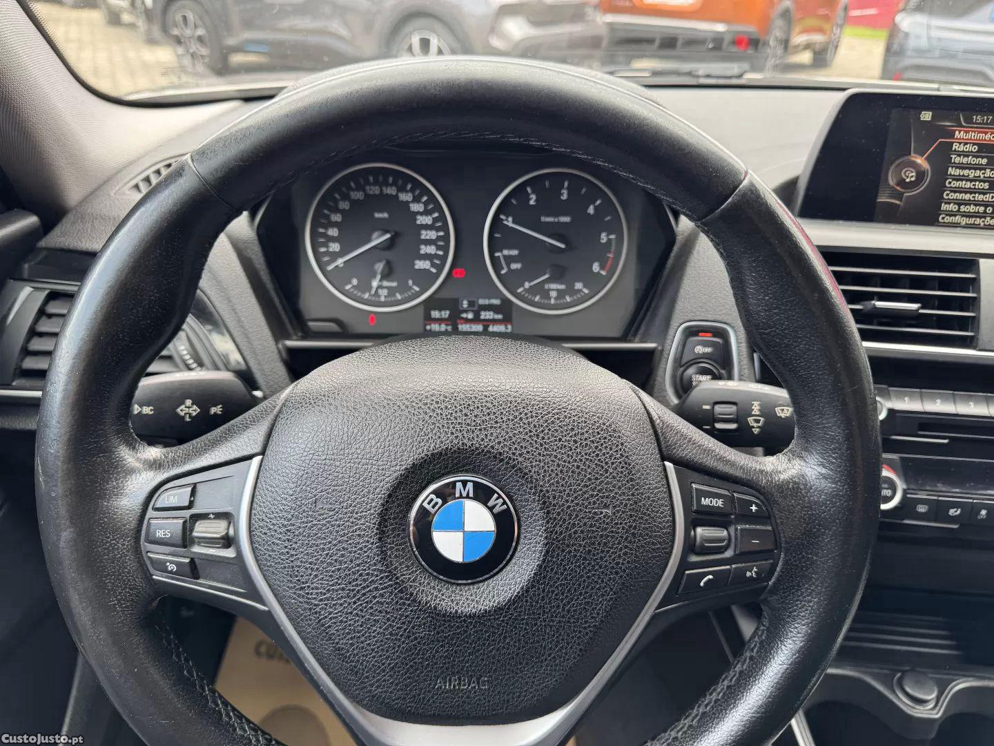 BMW 116 D line sport — fotografia 5