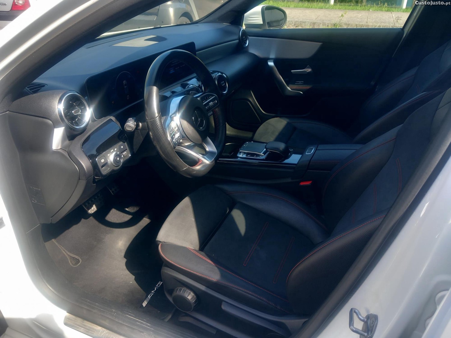 Mercedes-Benz A 180 d AMG Line Aut. — fotografia 11