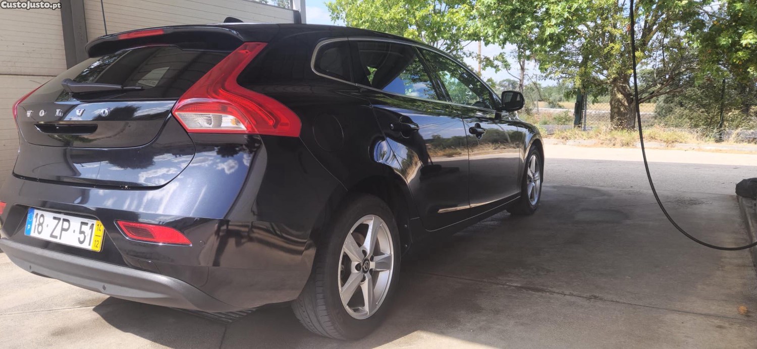 Volvo V40 D2 — fotografia 3