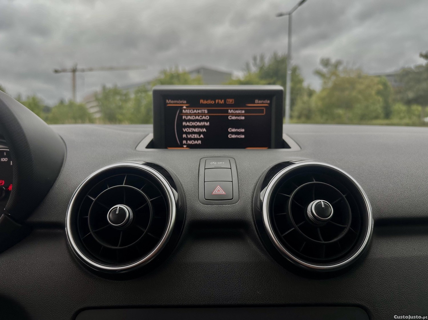 Audi A1 1.6HATCHBACK — fotografia 4