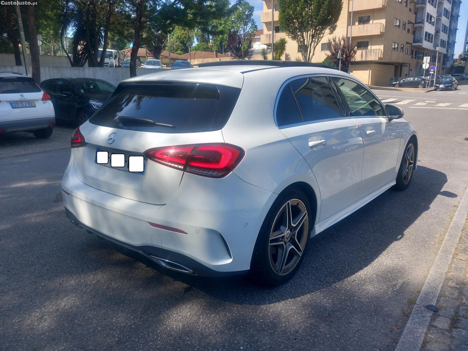Mercedes-Benz A 180 d AMG Line Aut. — fotografia 15