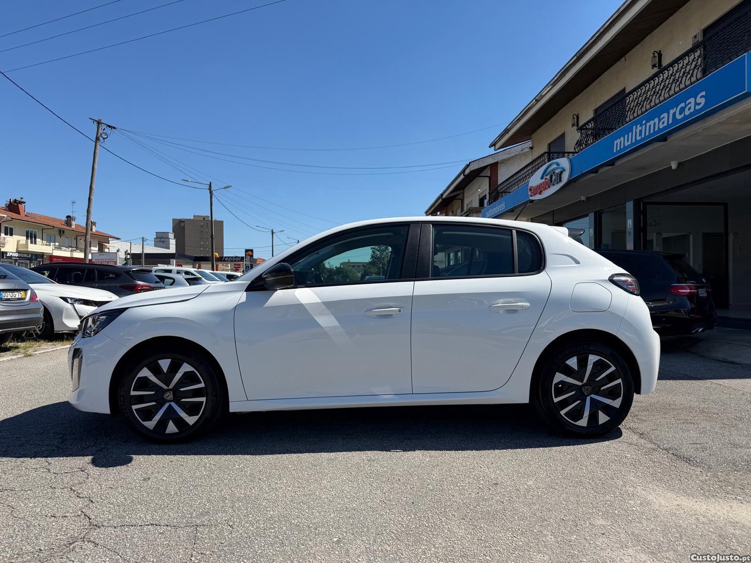 Peugeot 208 1.2 PureTech Active Pack - 24 — photo 3
