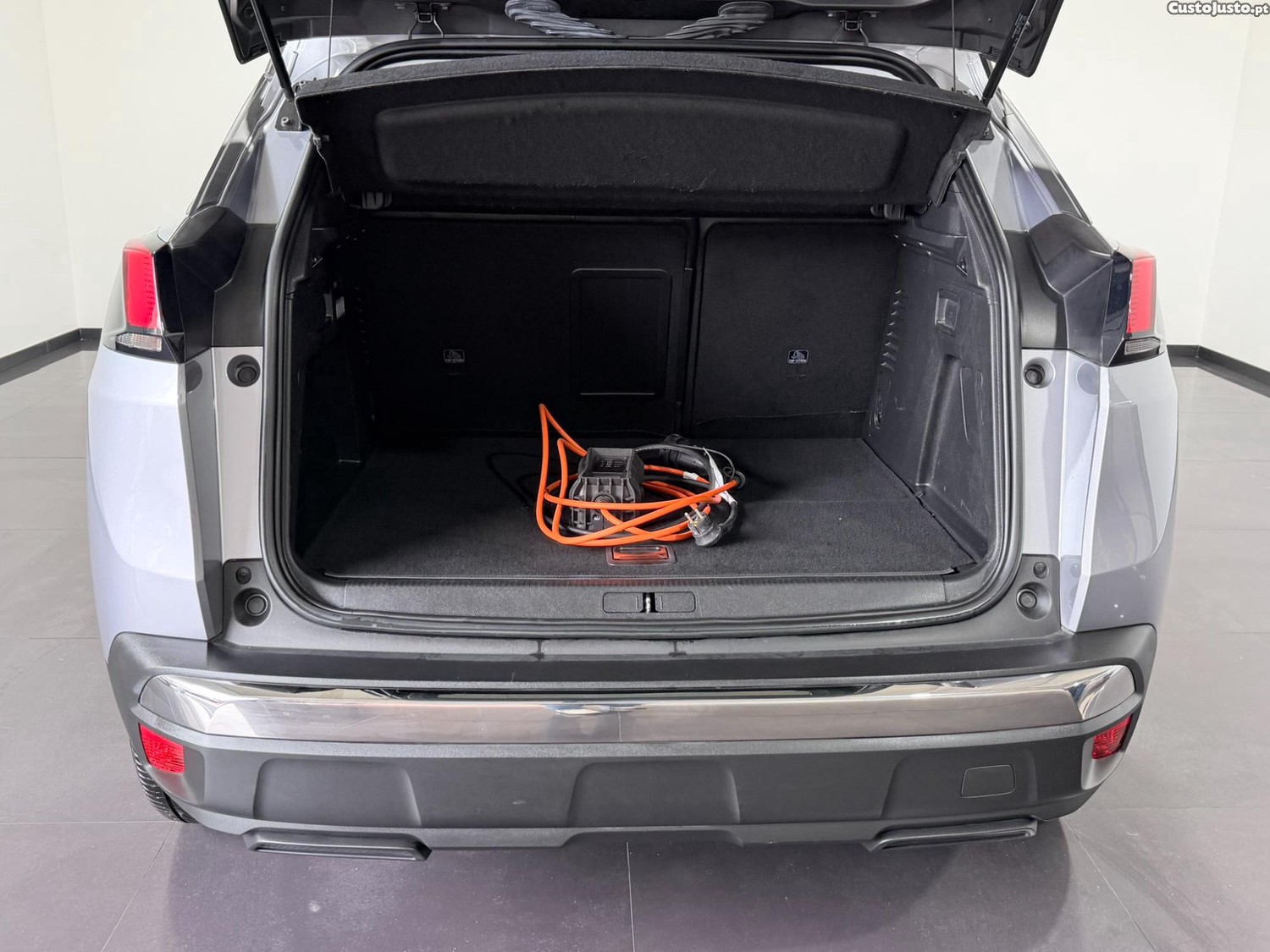 Peugeot 3008 1.6 HIBRIDO PLUG-IN ALLURE E-EAT8 225 CV - NACIONAL — fotografia 5