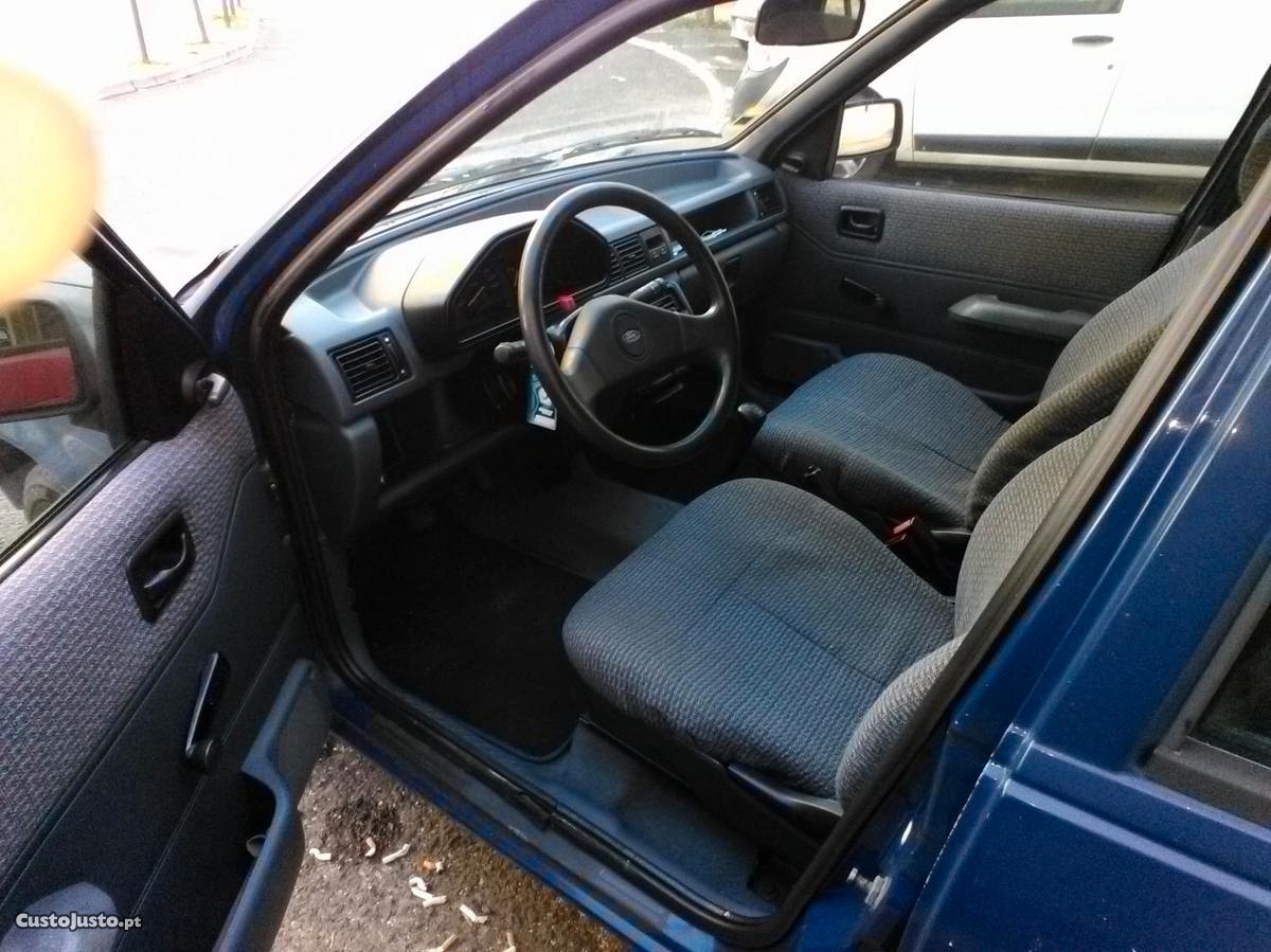 Ford Fiesta Fiesta 1.1 CLX — photo 4