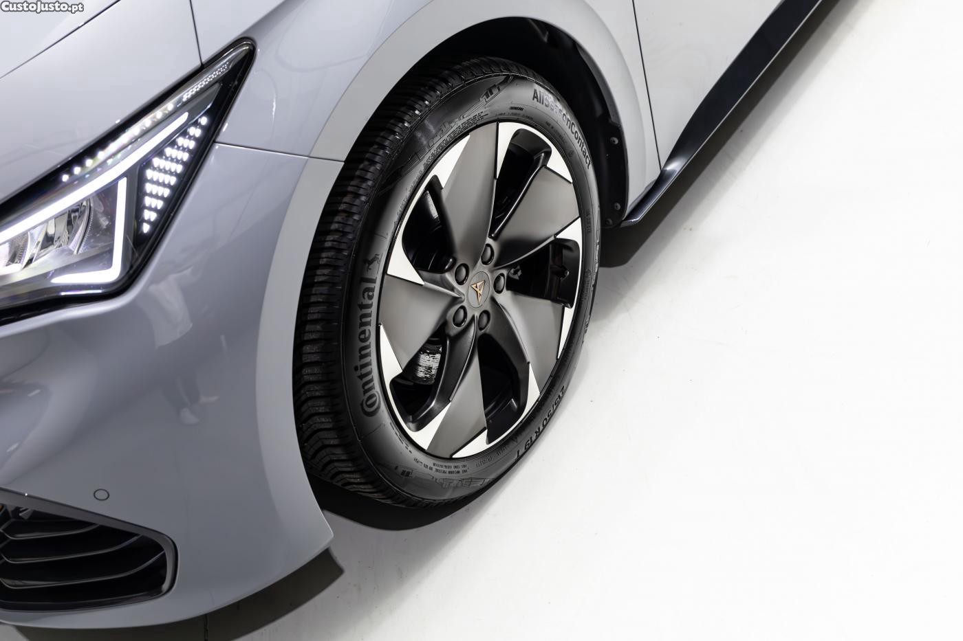 CUPRA Born 58 kWh Com certifica — fotografia 8