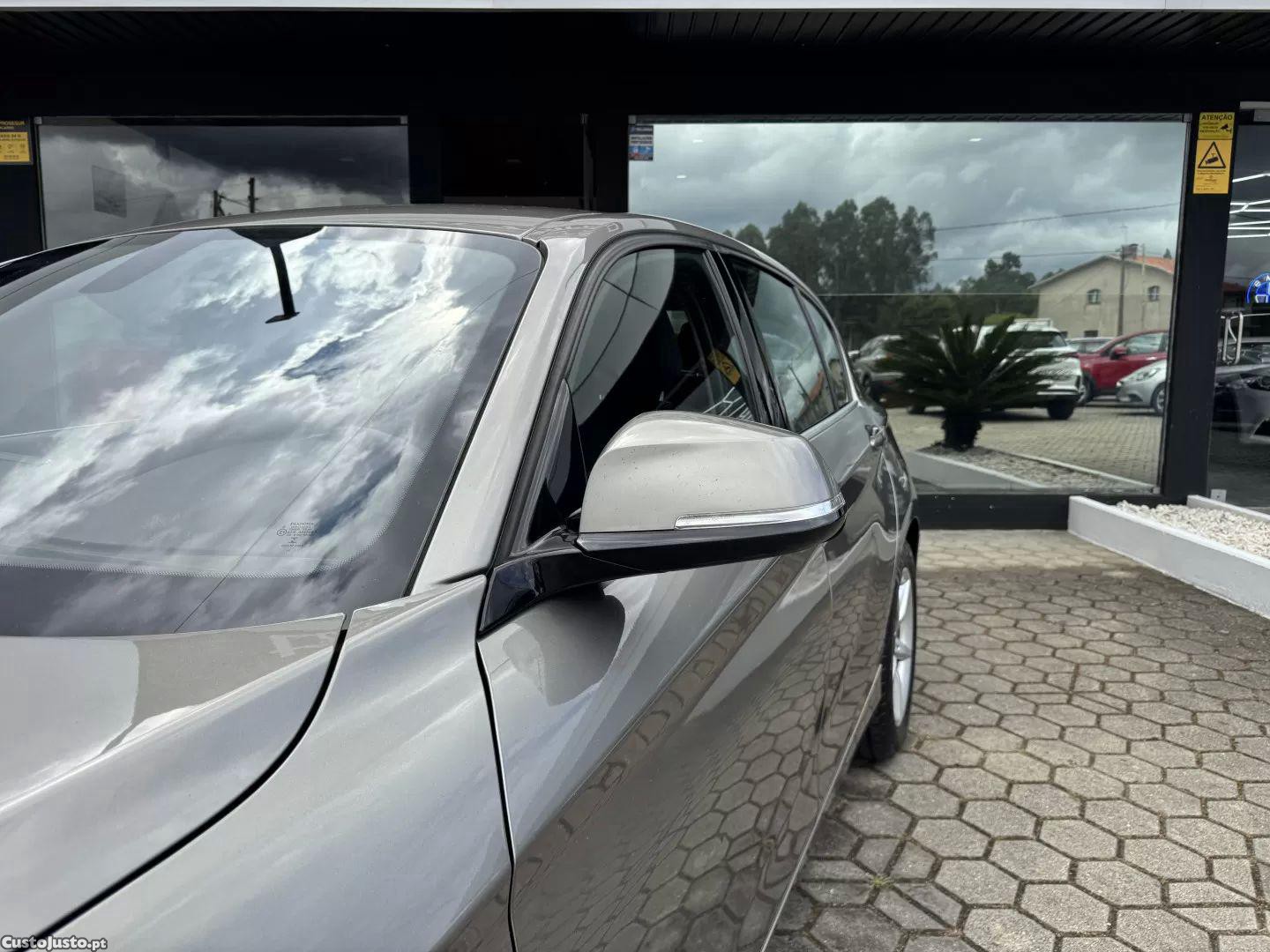 BMW 116 D line sport — fotografia 11