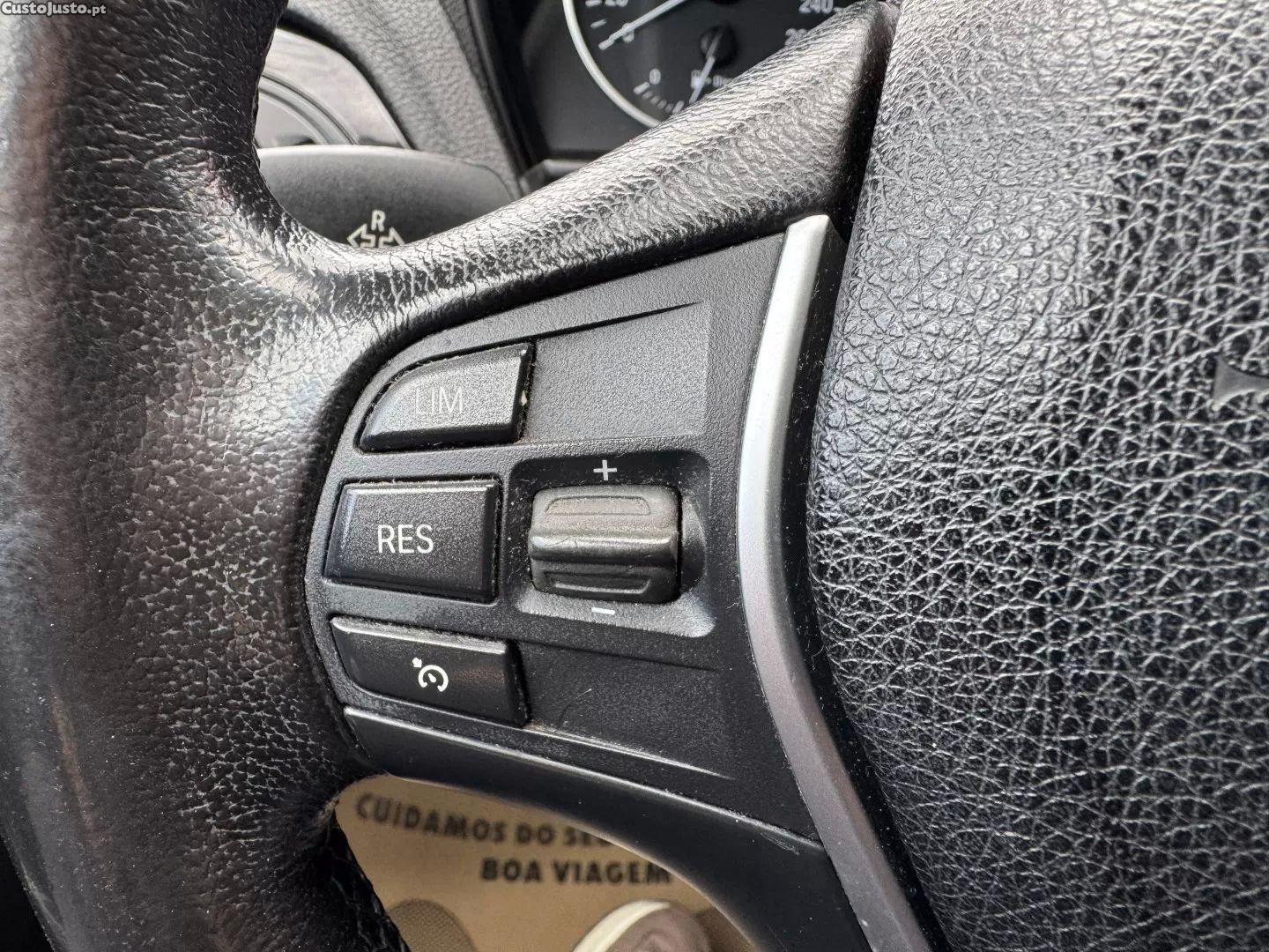 BMW 116 D line sport — fotografia 4