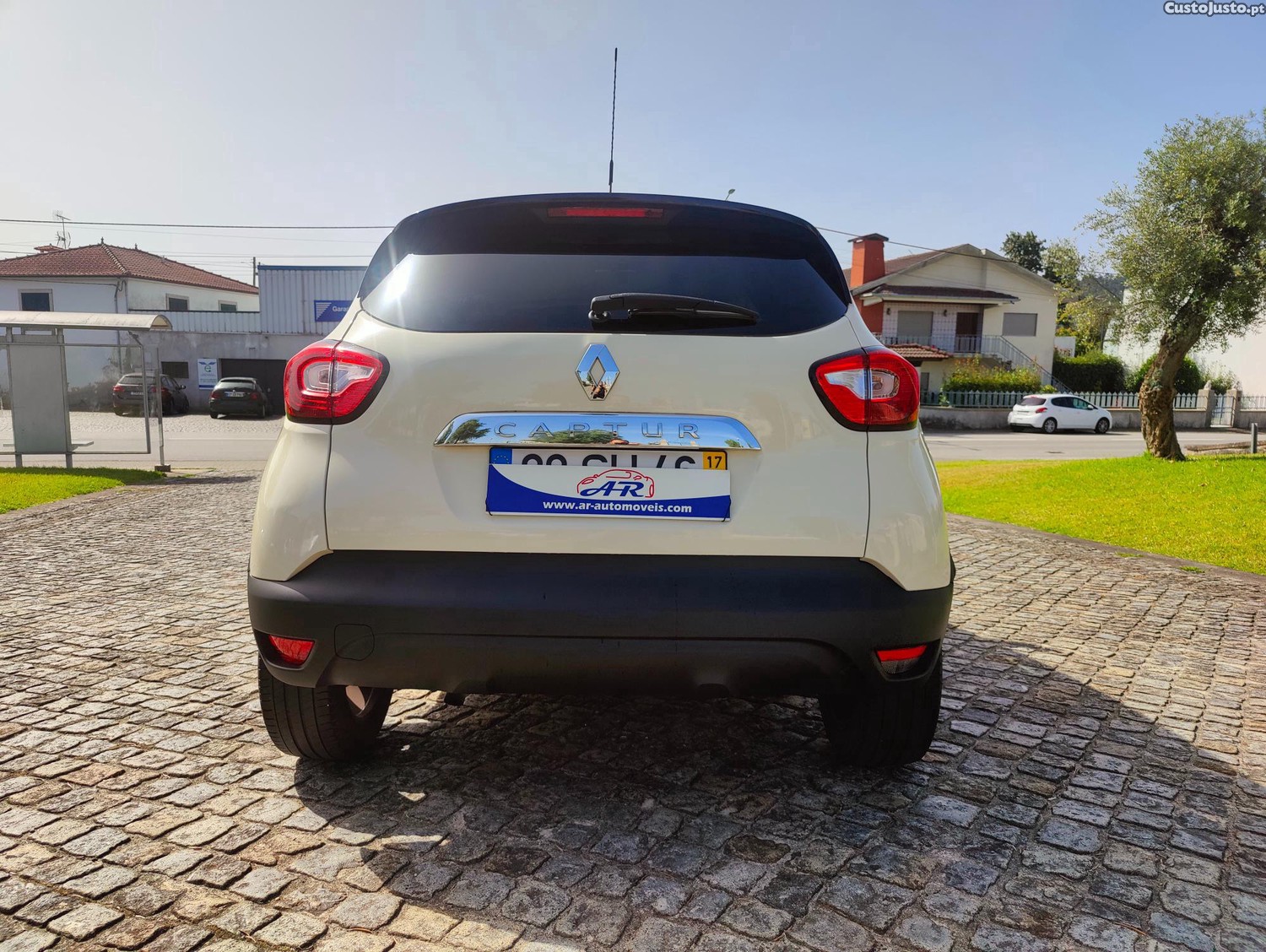 Renault Captur 0.9 TCe Exclusive — fotografia 7