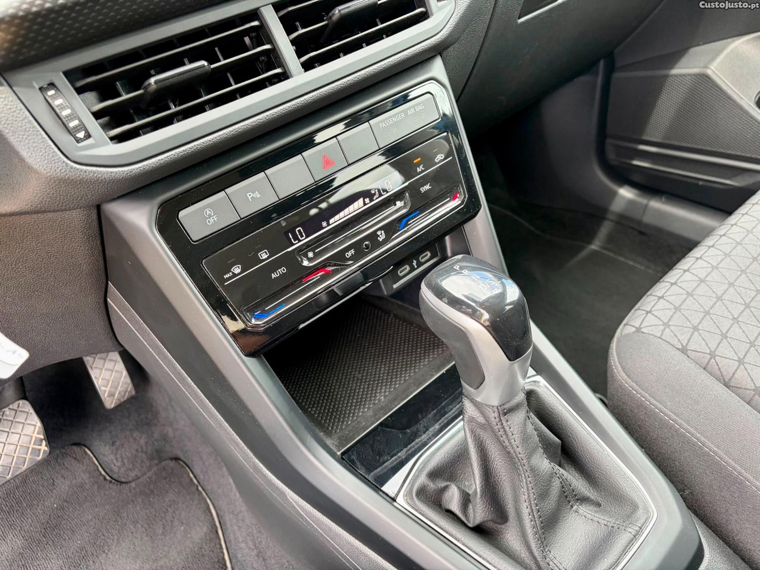 Volkswagen T-Cross 1.0 TSI Advance DSG — fotografia 4