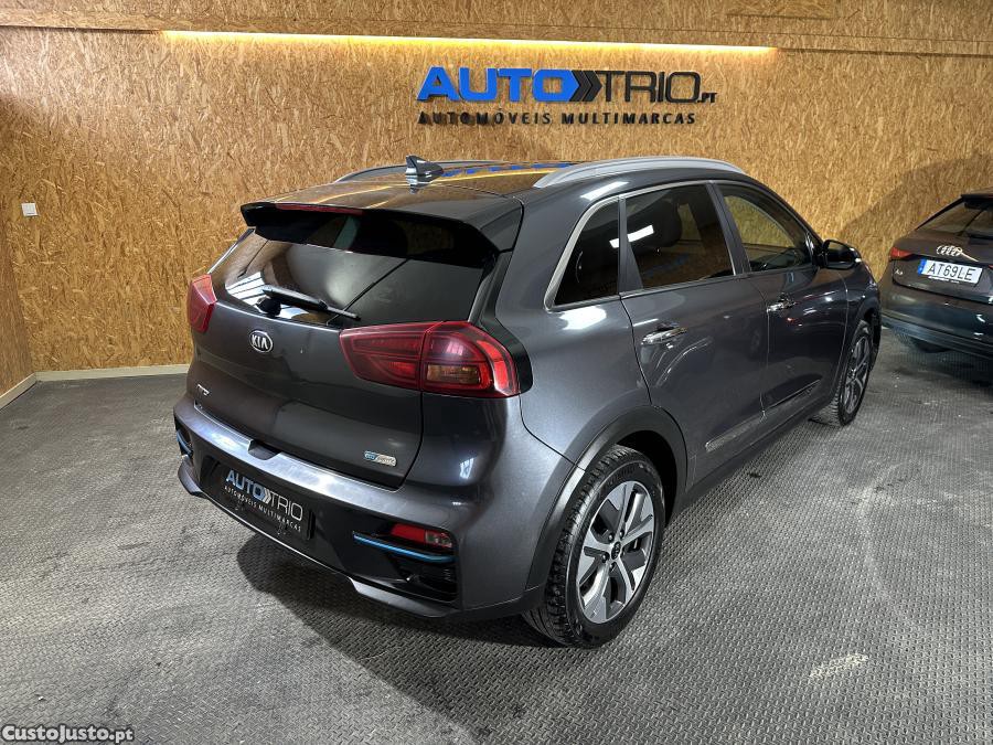Kia e-Niro 64kWh — fotografia 19
