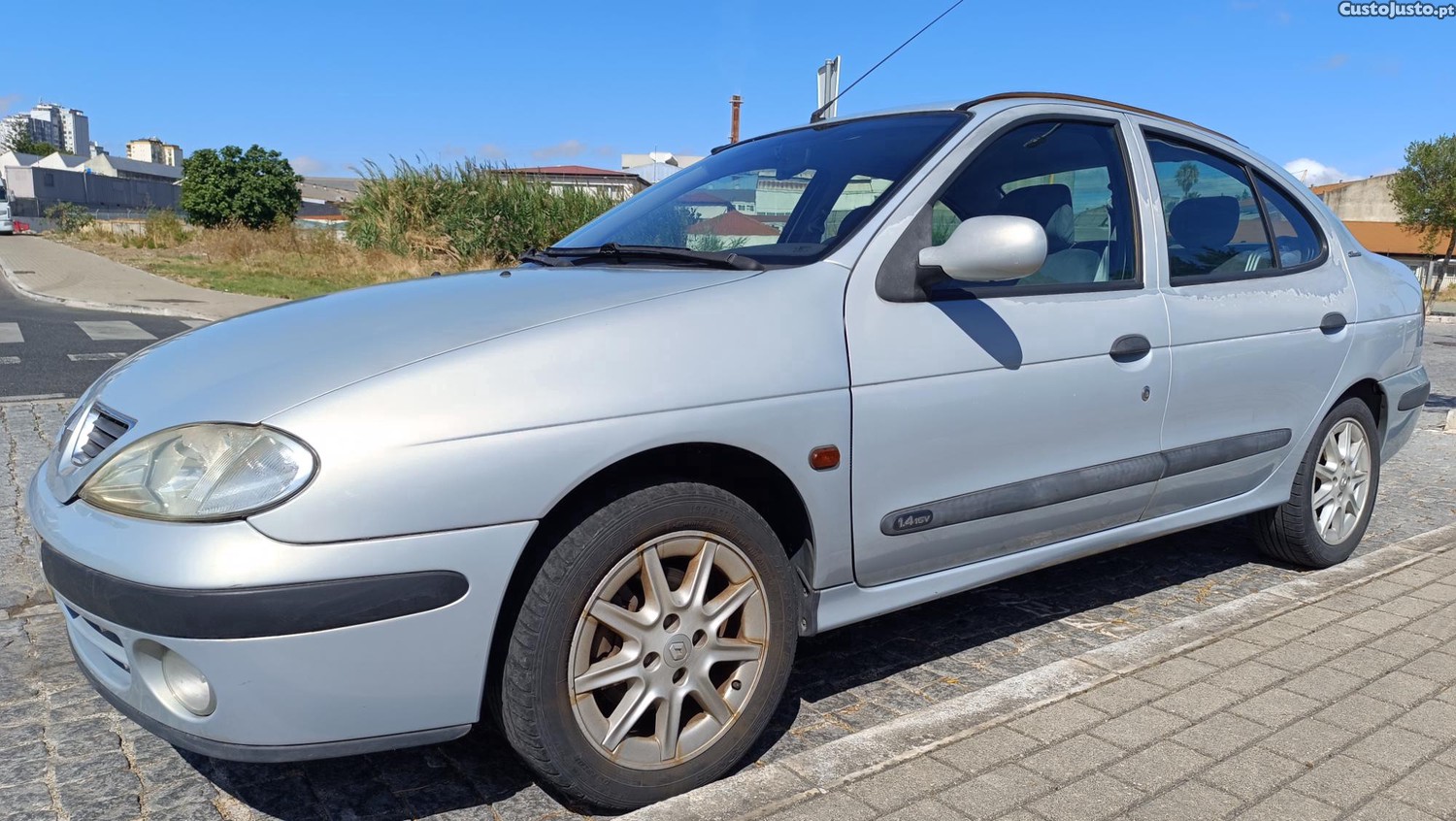 Renault Mégane Classic — fotografia 11